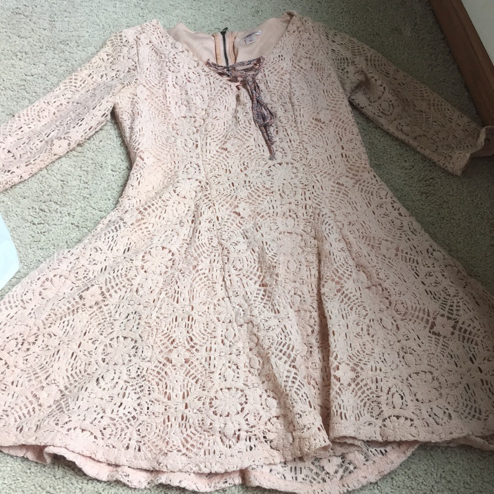 Beautiful vintage pink lace dress